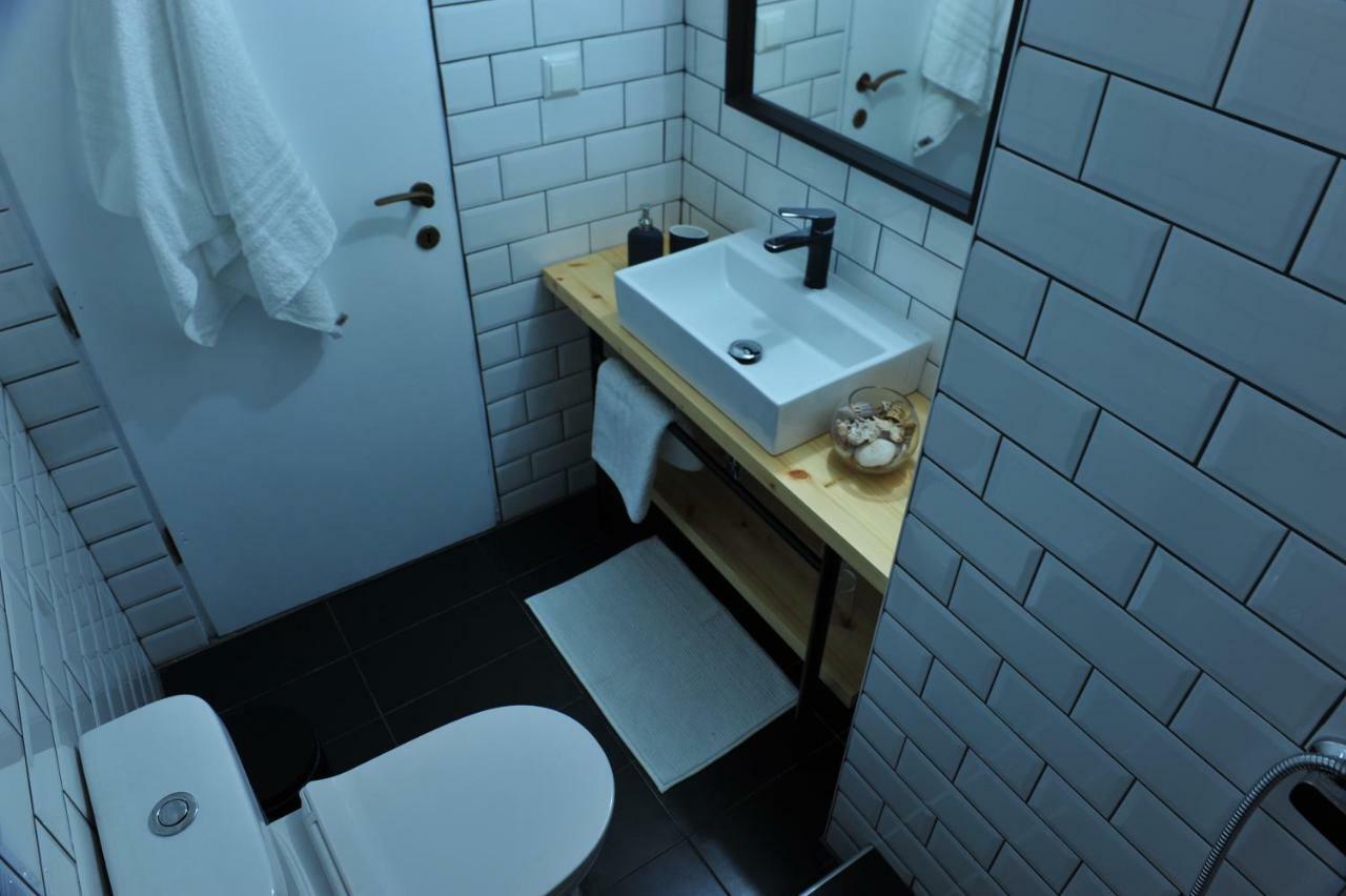 Apartment 99 เนอาเปรามอส ภายนอก รูปภาพ